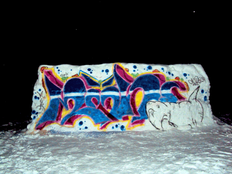 151029 Graffiti Walls -2- Snow Wall - 10.12.2009